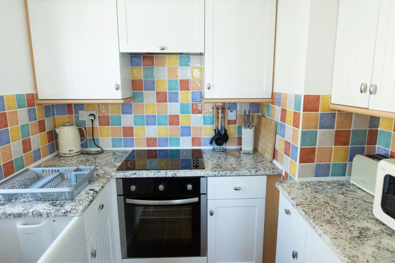 Tolcarne Beach Apartments New Quay Екстериор снимка