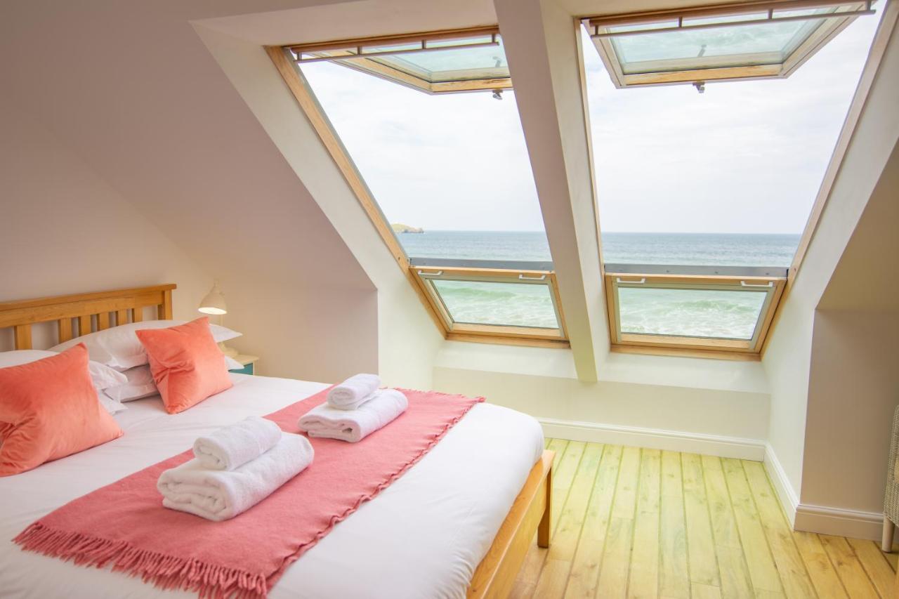 Tolcarne Beach Apartments New Quay Екстериор снимка
