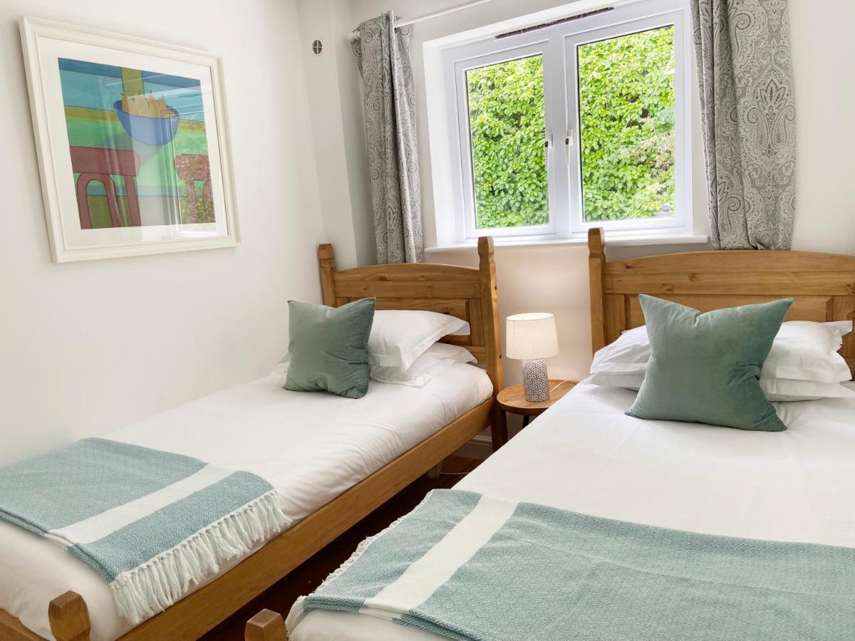 Tolcarne Beach Apartments New Quay Екстериор снимка