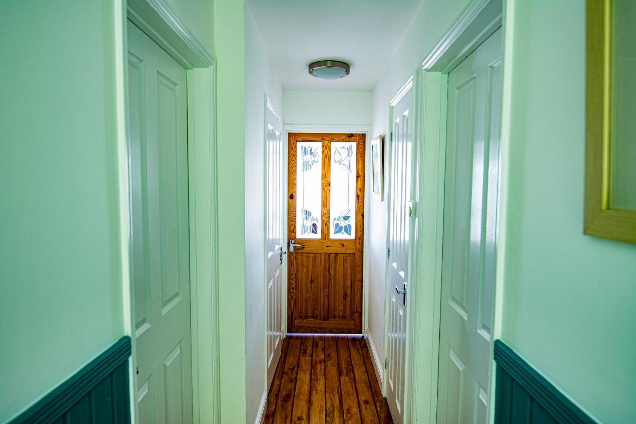 Tolcarne Beach Apartments New Quay Екстериор снимка